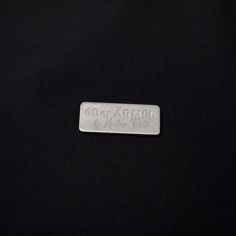 Shirt | 60er Ärmel | Metall-Logo | schwarz